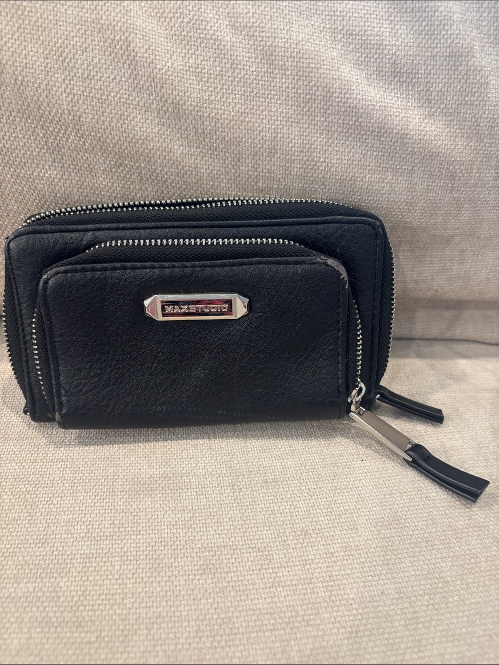 Max Studio Black Double Zip Accordion Wallet Wristlet Clutch Purse